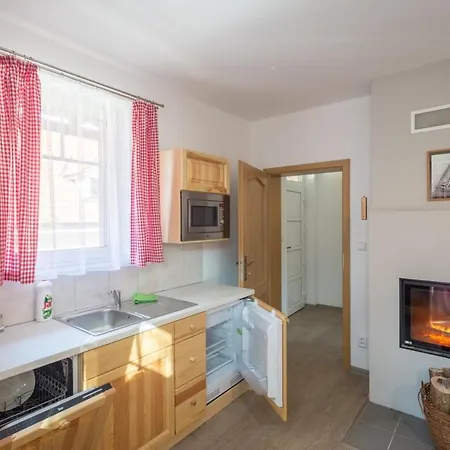 Apartment Nivy Alice A Petra Jandovych *