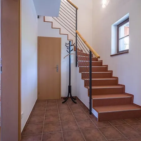 Apartment Nivy Alice A Petra Jandovych Valentova