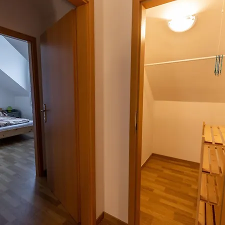 Apartment Nivy Alice A Petra Jandovych Valentova