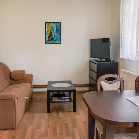Apartment Nivy Alice A Petra Jandovych Valentova