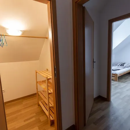 Apartment Nivy Alice A Petra Jandovych